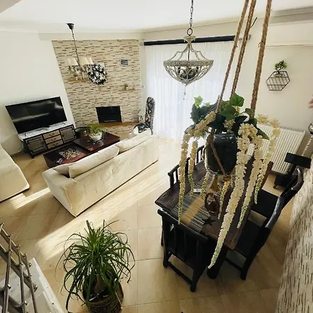 D & J Luxury House * Nea Kallikrateia