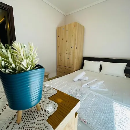 Holiday home D & J Luxury House Nea Kallikrateia