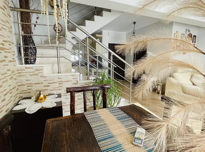 D & J Luxury House * Nea Kallikrateia