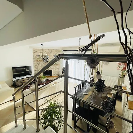 D & J Luxury House Nea Kallikrateia