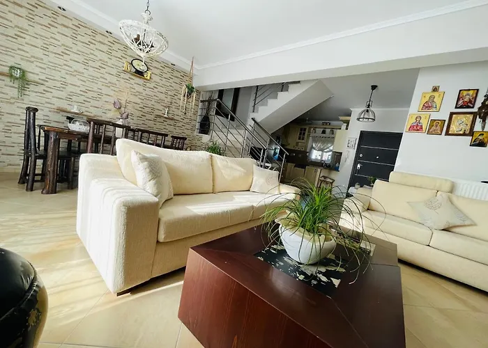 D & J Luxury House Dom wakacyjny