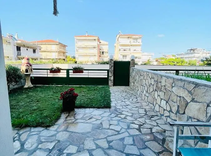 D & J Luxury House * Nea Kallikrateia